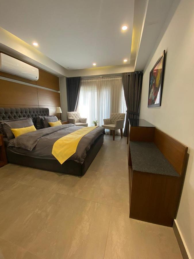 Space Luxury Rental Suites Rawalpindi Eksteriør billede